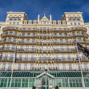 The Grand 5*, Brighton Birleşik Krallık